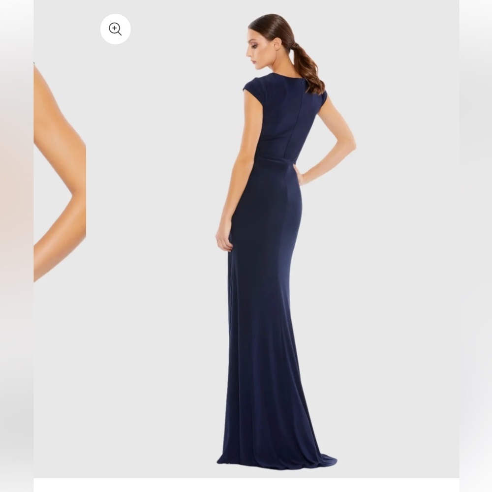 IEENA FOR MAC DUGGAL Navy V-Neck Ruched Jersey Gown Size 0 - Picture 3 of 4